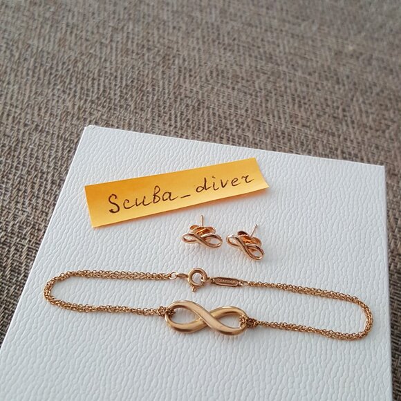 Tiffany & Co. Infinity Bracelet 18K Rose Gold Pink Gold Size Medium 6.75” - Picture 10 of 10